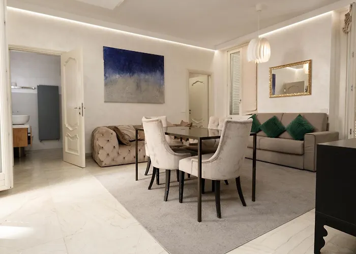 Trevi Fountain Terrace House Iii